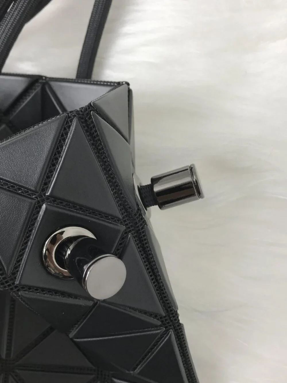 NEW BAO BAO ISSEY MIYAKE  WRING  Black shoulder bag - Picture 6 of 12